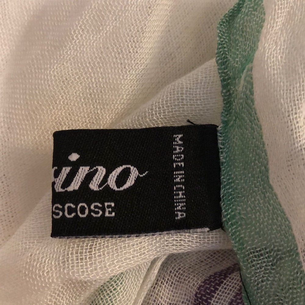 Scarf - Picture 5 of 5